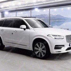 흰색 볼보 XC90 중고 볼보 중고차 2.0 B6 AWD 인스크립션 중고자동차 중고리스할부 16,500 km
