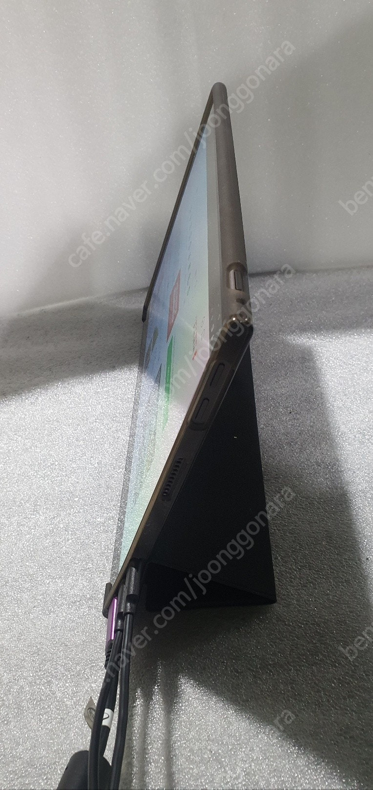 한성 모니터 TFX133F OLED 보조 모니터 판매합니다 (파우치 포함) 이미지