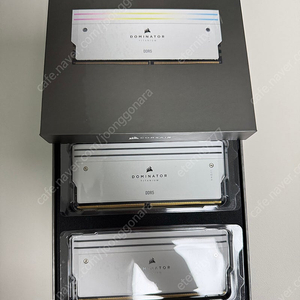 커세어 도미네이터 티타늄 화이트 32기가 국내 정품 DDR5 6400 RGB 32GB 팝니다(서울, 22만)