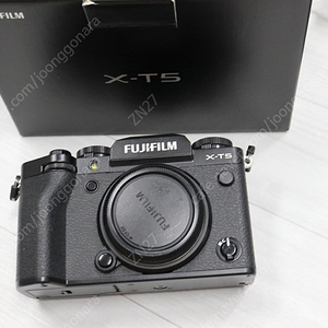 후지 X-T5 ,50-140 , EF-X20 ,33mm F1.4 , 35mm F1.4 R ,18mm F2.0,16mm F2.8 R WR,23mm F2.0 ,35mm F2 WR ,5