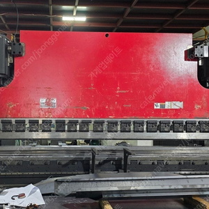 아마다 300톤 CNC절곡기 F-BEST2504R(12T-4000)