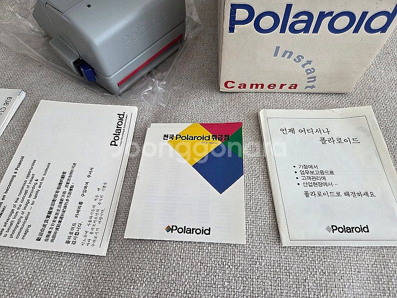 폴라로이드 카메라 희귀컬러 미사용제품 박스포함--1