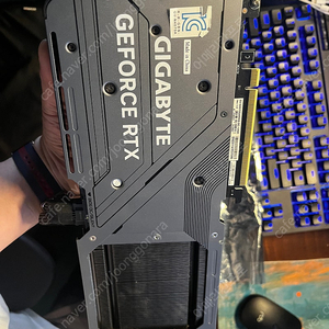 기가바이트 RTX 4070 Gaming OC 12GD 그래픽 카드 판매합니다