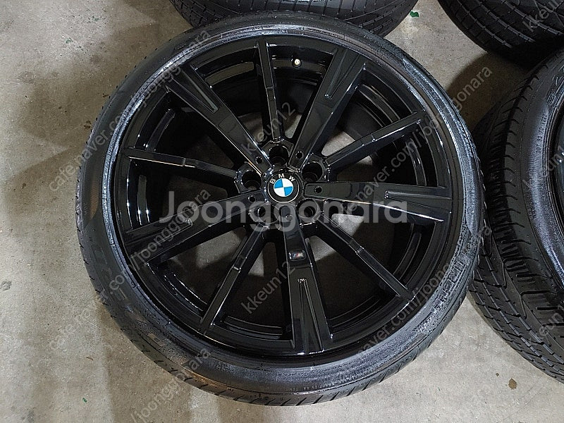 [판매] BMW G60 5시리즈 938M 20인치 정품...--2
