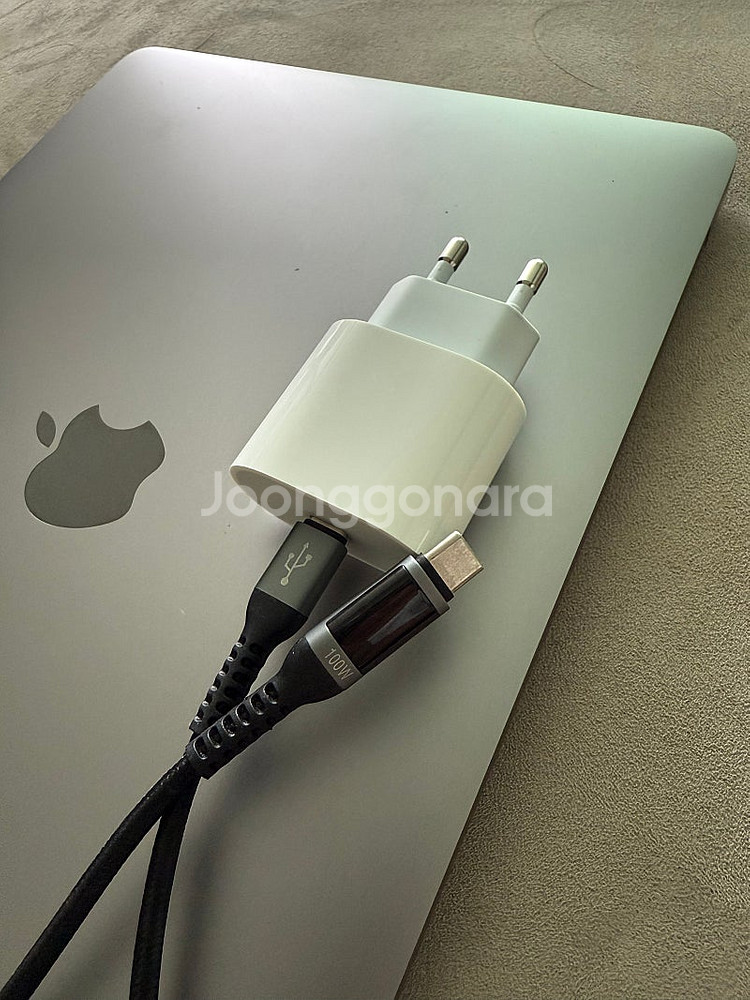 맥북에어 m1 8기가 256--5