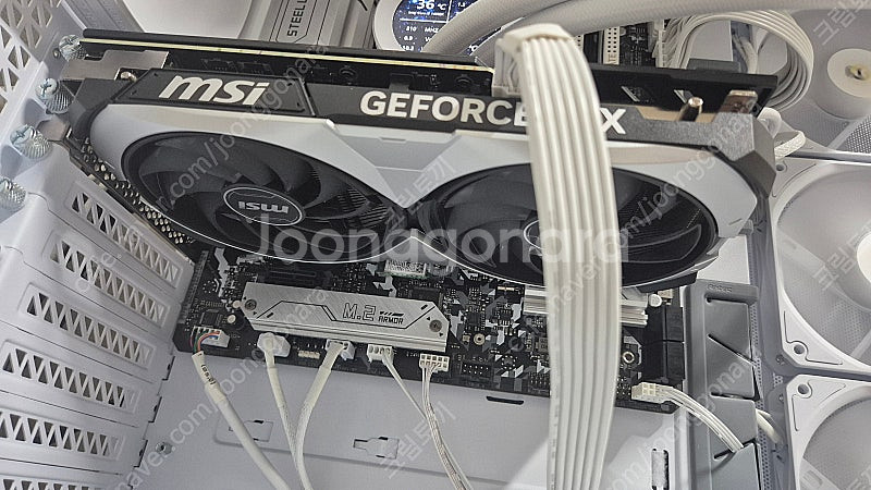 MSI RTX 4070 Super 벤투스 X2--1