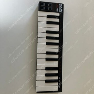 akai lpk25