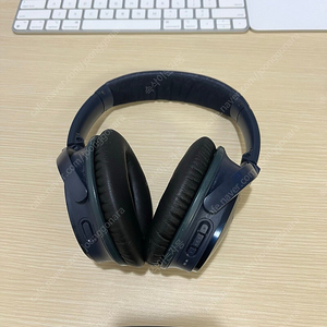 보스 QC35 II 2세대 판매합니다.