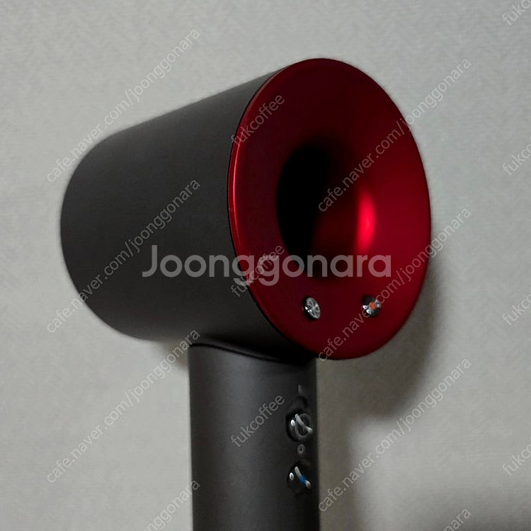 다이슨 슈퍼소닉 헤어드라이어 레드에디션 팝니다.--6