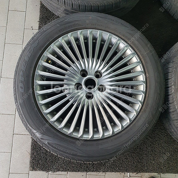 [ 중고 ] 제네시스 g90 18인치 순정 휠 타이어 ...--1