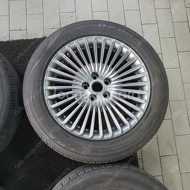 [ 중고 ] 제네시스 g90 18인치 순정 휠 타이어 ...--4