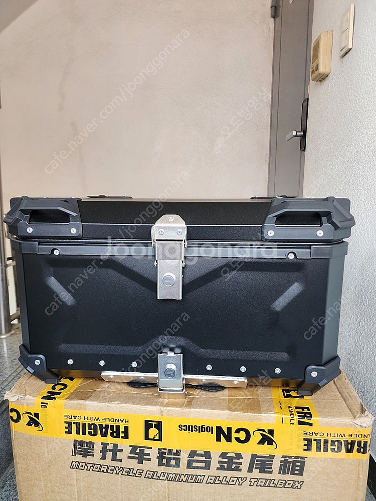 오토바이 알루미늄 탑박스 80L x무늬 블랙--0