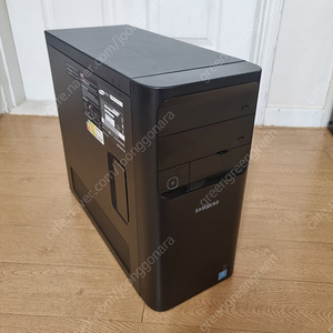 인텔 i7 데스크탑 컴퓨터