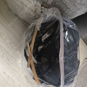 피지테크 원고 라이트 백팩 22리터 블랙 판매합니다