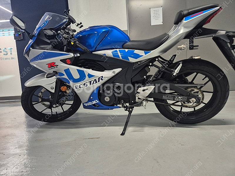 스즈키 GSX-R125 21년식 스페셜카울 1700km...--0