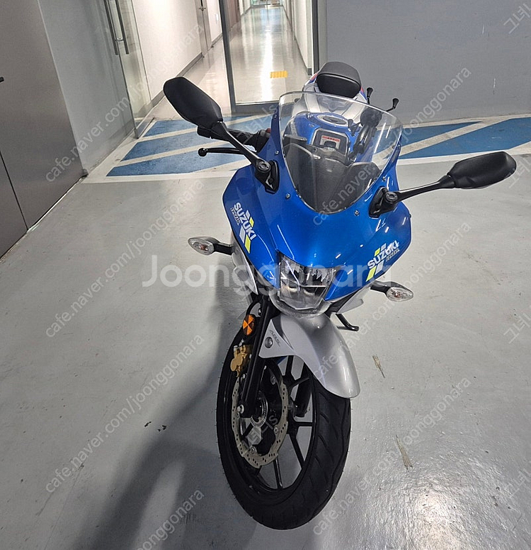 스즈키 GSX-R125 21년식 스페셜카울 1700km...--1