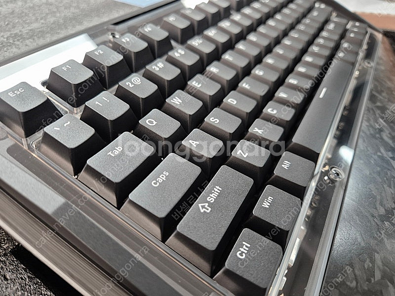블랙 다이아몬드 75 V2 키보드 판매합니다.--4