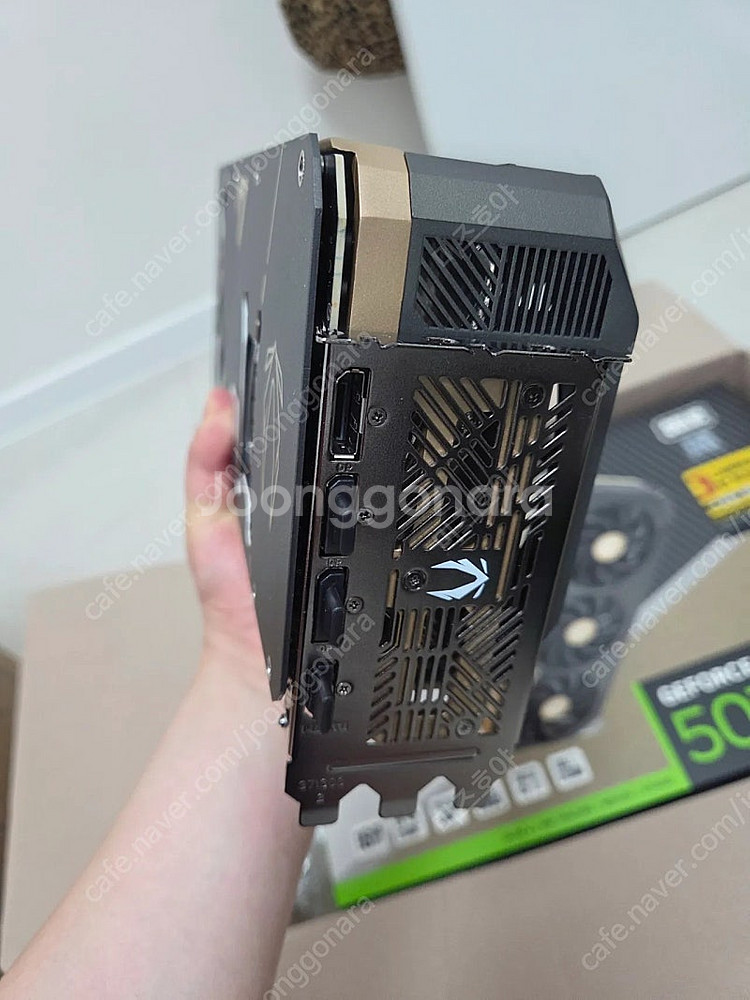 zotac 지포스 RTX 5070Ti SOLID OC--3