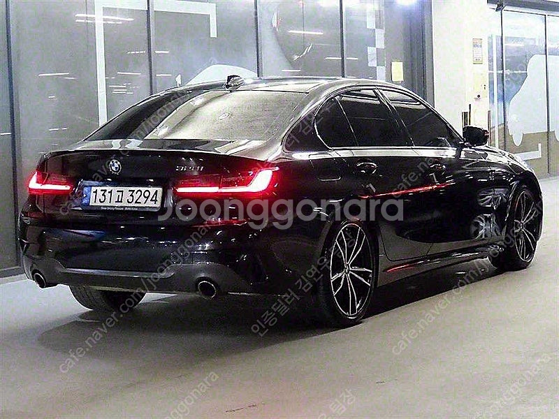 검정색 BMW 3시리즈 중고 M 스포츠 중고차 리스 가...--9