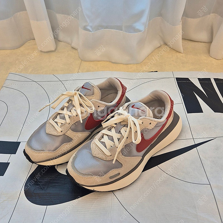 나이키 피닉스와플 245사이즈--0