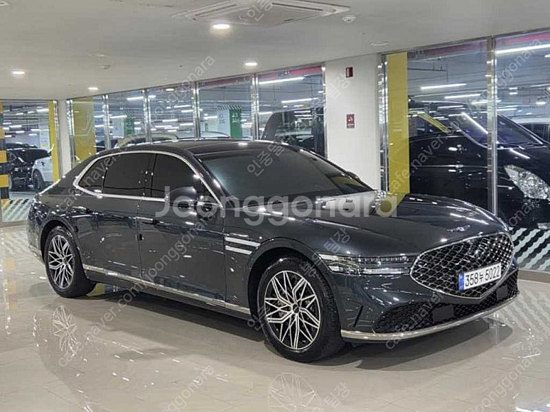 제네시스 G90 중고차 가격 제네시스 중고 2023년식...--5