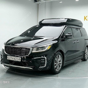 더뉴 카니발 중고 가격 중고 카니발 검정색 2019년식 가솔린 9인승 하이리무진 노블레스 스페셜 중고차카페
