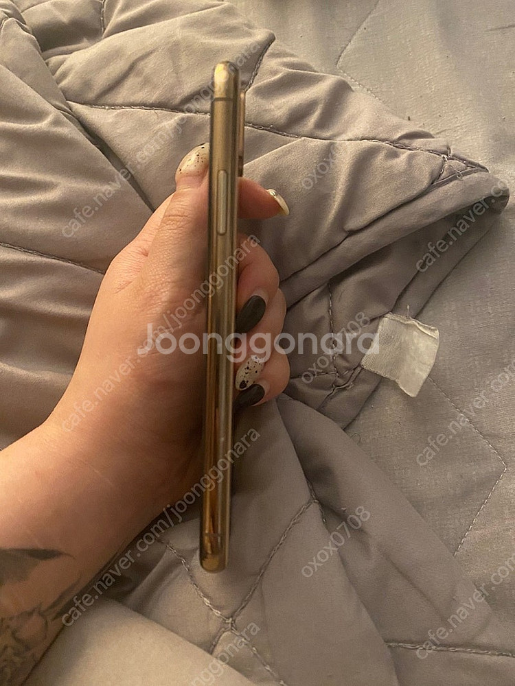 아이폰 xs 256 골드 판매--3