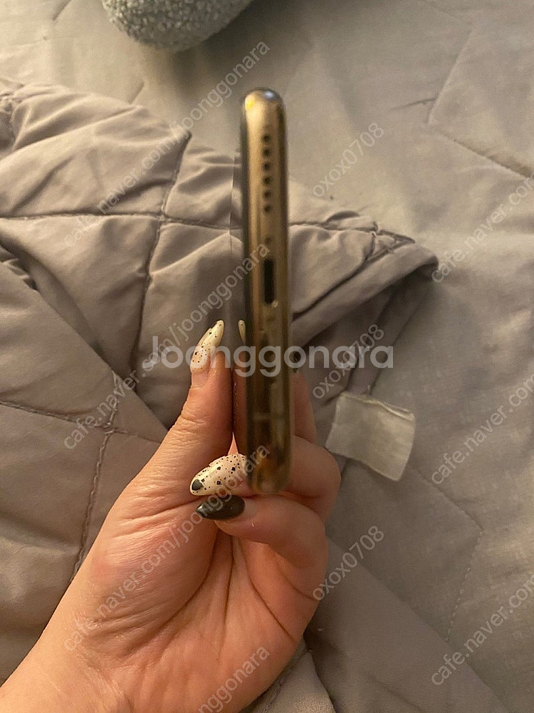 아이폰 xs 256 골드 판매--4