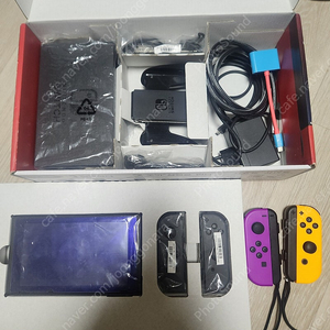 닌텐도 스위치 + 조이콘 팝니다