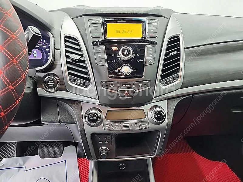 KG모빌리티(쌍용) 뉴코란도C 2WD 20 CVT 판매...--9