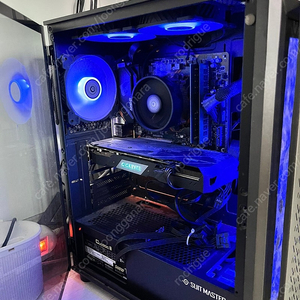 게이밍 PC GTX 1660 SUPER , 라이젠 5 3600 , 32기가 램 판매합니다