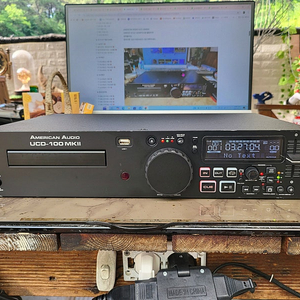 AMERICAN AUDIO UCD-100MKII 아메리칸 오디오 CD/MP3/USB 플레이어