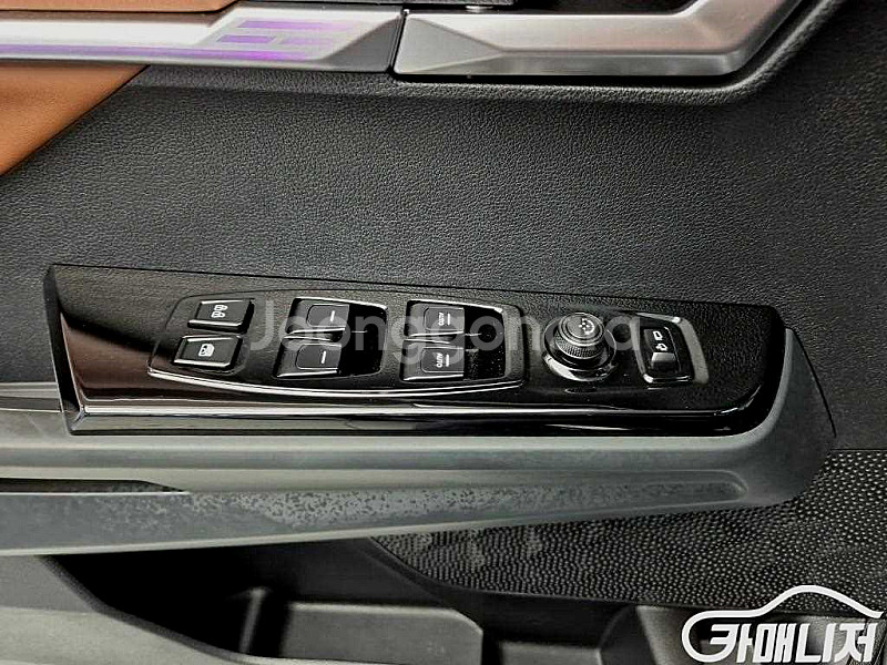 [KG모빌리티(쌍용) ]토레스 1.5 GDI-T 4WD T7 (5인승) 2024 년 중고차☆전액할부☆중고리스☆첫차☆--9