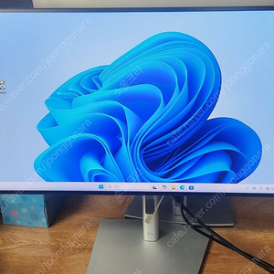Dell 27인치 QHD모니터(U2722D)