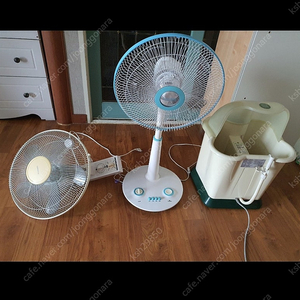 선풍기 일반선풍기+벽걸이 선풍기 아주 시원하게 작동잘됨 깔끔한 족욕기덤(수원)