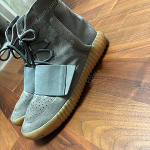 아디다스 이지부스트 750 라이트그레이 280 팔아요~