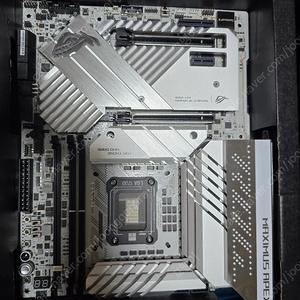 ASUS Z790 APEX 풀박스