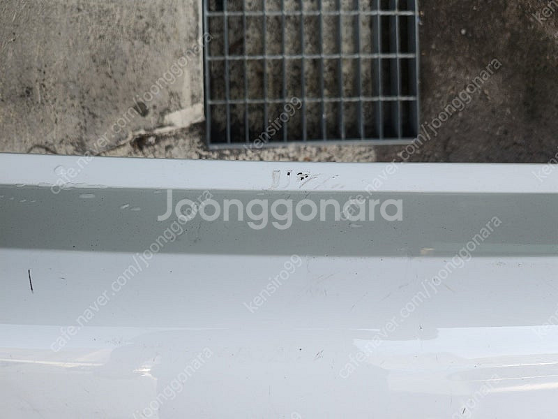 bmw g30 후기형 m팩 뒷범퍼 판매합니다--4