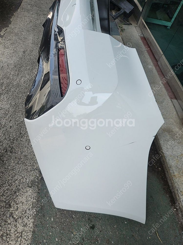 bmw g30 후기형 m팩 뒷범퍼 판매합니다--7