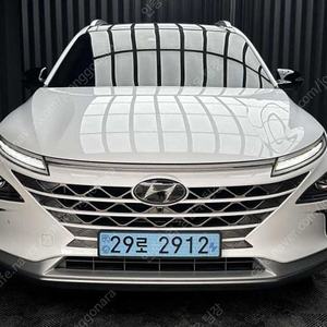 흰색 현대 넥쏘 중고 프리미엄 중고차직거래카페 17,453 km