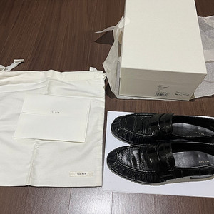 더로우 소프트 로퍼 일스킨 38.5