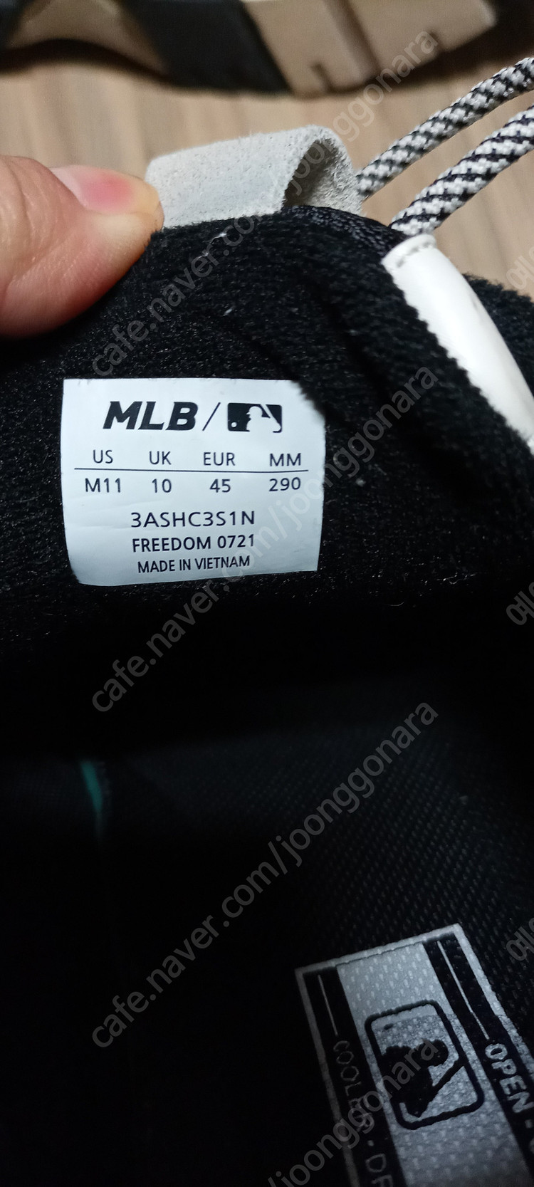 MLB 빅볼청키 뉴욕양키즈 운동화 290 3만원--2