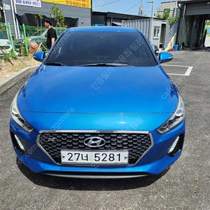 현대 i30 중고 i30 2017년식 63,719km 1.6 터보 스포츠 프리미엄 중고차구매
