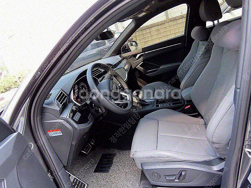 아우디 Q3 (F3) 35 TDI 스포트백 프리미엄 판...--4