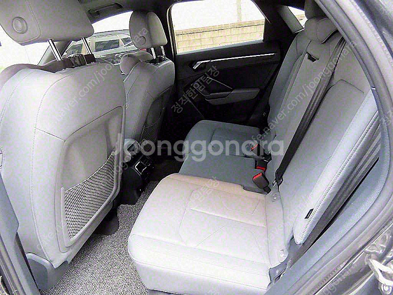 아우디 Q3 (F3) 35 TDI 스포트백 프리미엄 판...--5