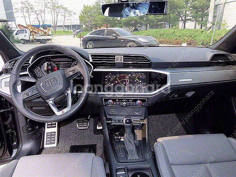 아우디 Q3 (F3) 35 TDI 스포트백 프리미엄 판...--6