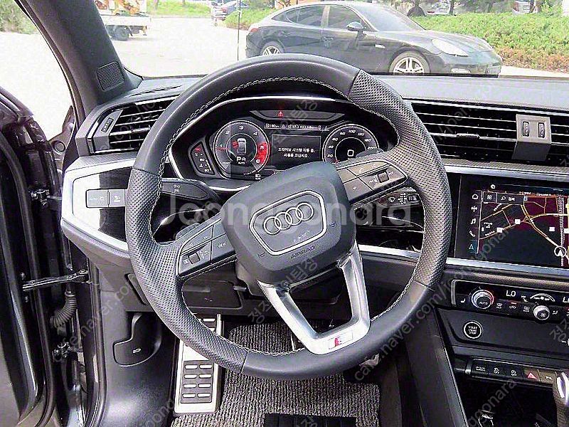 아우디 Q3 (F3) 35 TDI 스포트백 프리미엄 판...--7