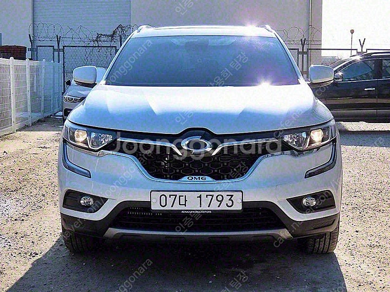 QM6 중고차 견적 QM6 중고 흰색 2018년식 61...--0
