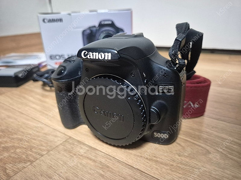 캐논 EOS 500D 바디, 부속품과 가방.--1