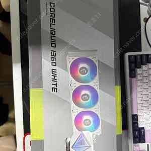 MSI MAG CORELIQUID I360 화이트 수냉 쿨러 팝니다